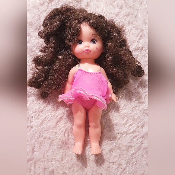 1988 Lil' Miss Makeup Doll Brunette Rock Star Roller Skater Mattel 7" Vintage - Picture 1 of 12